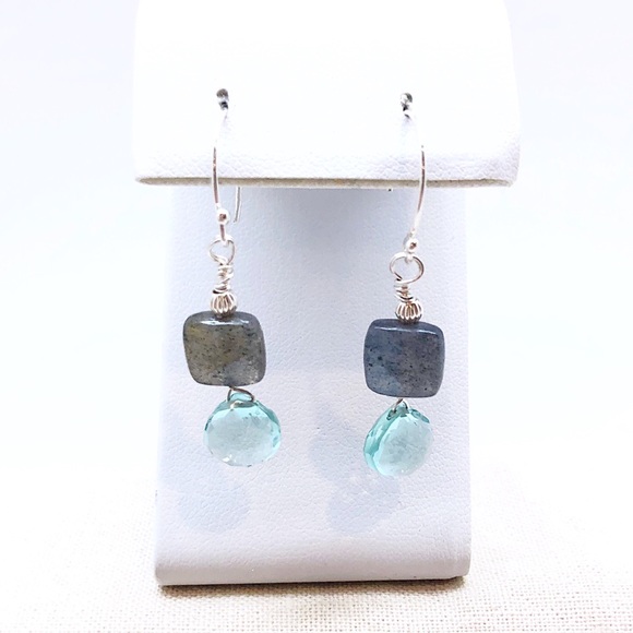 Labradorite & Aquamarine Small Dangle Earring - Picture 4 of 6
